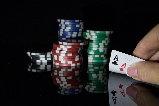 Unveiling the Excitement: A Comprehensive Review of Poker Deluxe