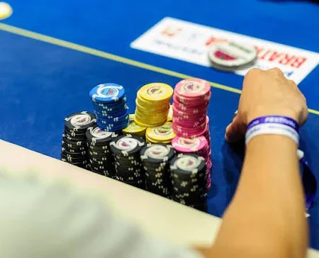 Mastering Stack Awareness: The Key to Crushing Poker Tournaments