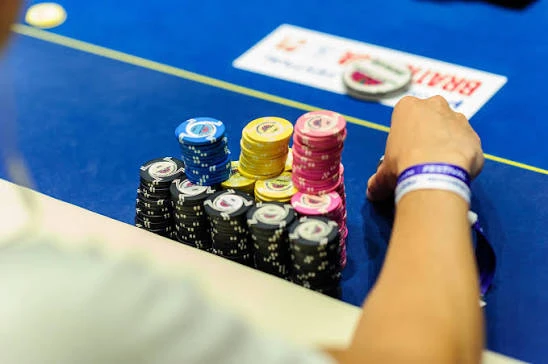 Discover The Pitfalls of Continuation Betting: A Poker Strategy Guide