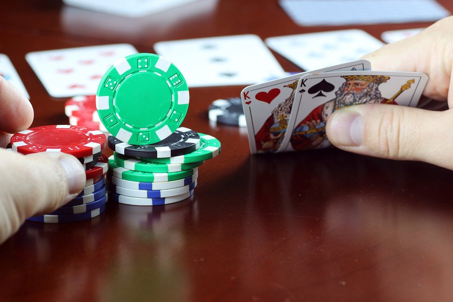 When to Fold the Continuation Bet: A Player’s Guide to Smart Poker Strategies
