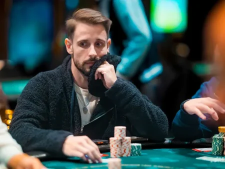 Aussie Millions 2026 Drama: 15+ Minute Tank Sparks Poker Strategy Debate Over $292 Pay Jump