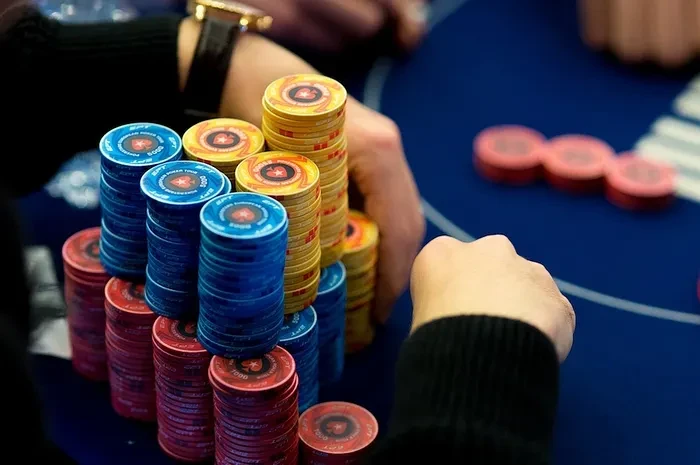 Avoid These Costly Mistakes in Poker Tournaments: Expert Tips for 2026