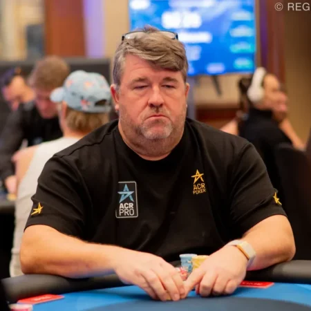 Chris Moneymaker Continues Dominant Run in High-Stakes Poker Livestream Action