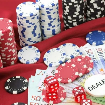 Mastering the Art of Timing Your Aggression: A Comprehensive Guide to Aggressive Poker Strategy