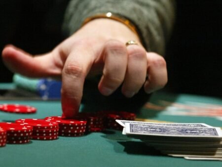 Mastering the Art of Exploiting Weak Players in Poker