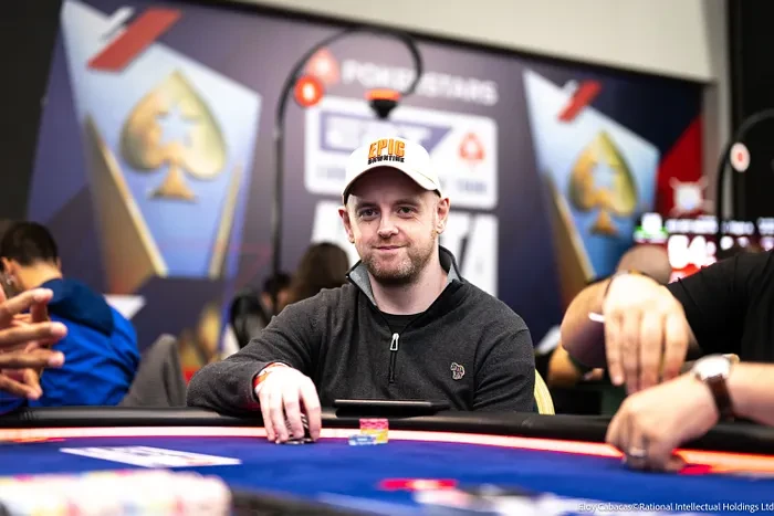 Live Poker Buzz: Sunday Special Online Action Heats Up Now