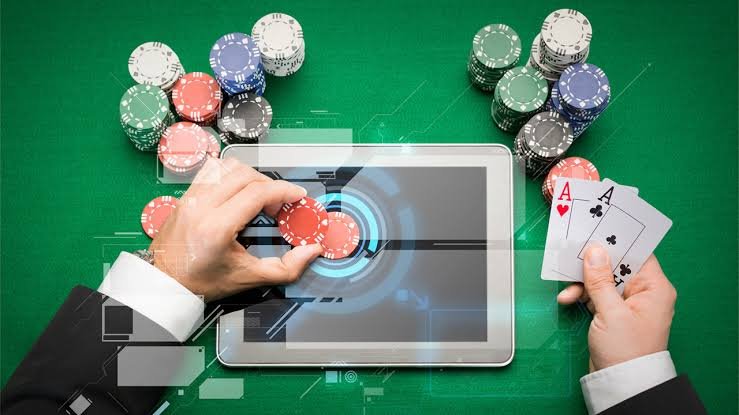 How AI Is Changing Poker Study in 2026: Solvers, Coaches & Calculators