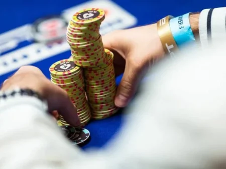 How Do You Set a Poker Bankroll Before Playing for Real Money?