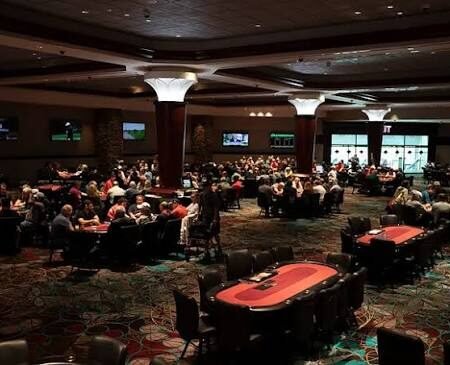 Foxwoods Poker Tournaments & Cash Games: Complete Room Guide (2026)
