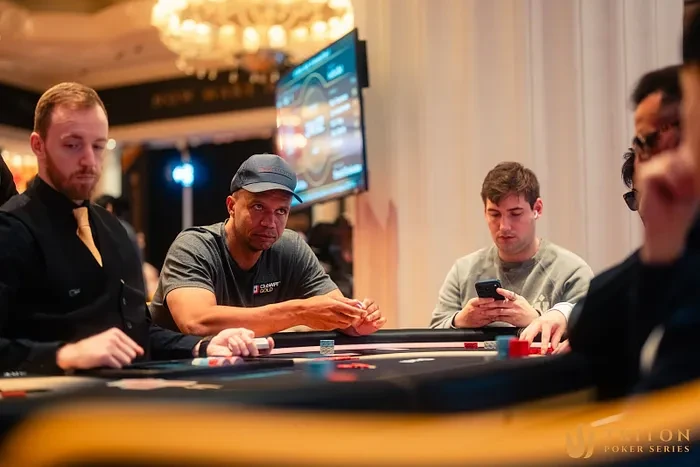 Poker Player Flops Straight Flush to Kick Off Triton Jeju II