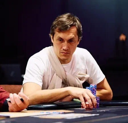 Poker Masters 2026 Event #8: Zavorotnijs Leads the Final Five as Jamie Dwan Bursts the Bubble