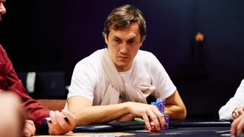 Poker Masters 2026 Event #8: Zavorotnijs Leads the Final Five as Jamie Dwan Bursts the Bubble