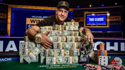 WSOP Main Event by the Numbers: Field Sizes & Prize Growth Since 1970