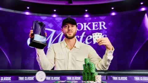 Sean Winter Wins Poker Masters 2026 $50K Finale for $620,000; Adrian Mateos Takes the Purple Jacket